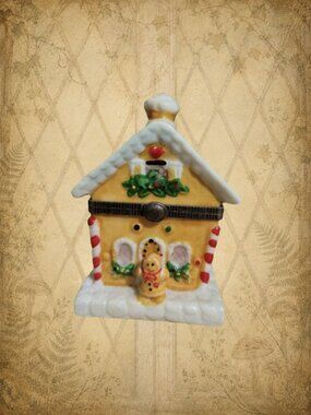 Hearth Happenings 🏠🧚‍♂️ ABBOTT Gingerbread House Porcelain Hinged Trinket Box
